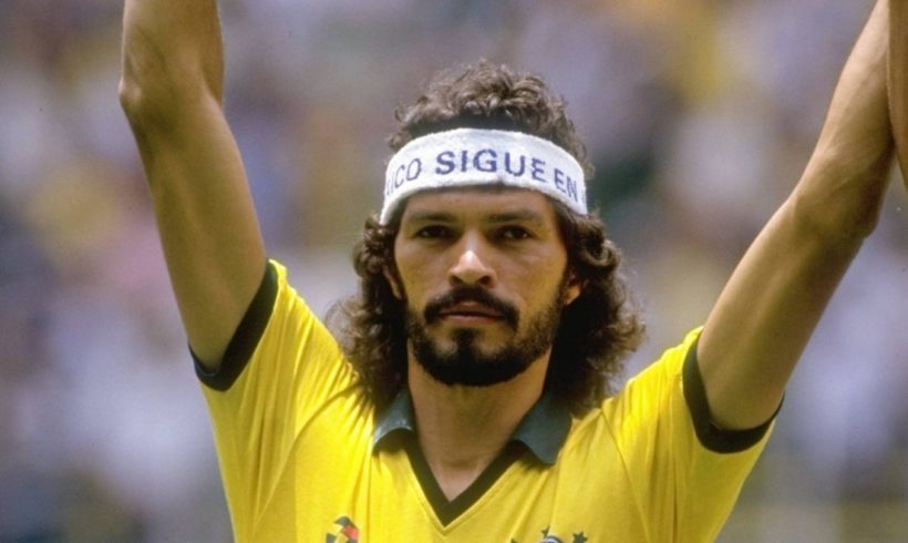 Socrates : footballeur et philosophe / Spécial le foot est populaire !